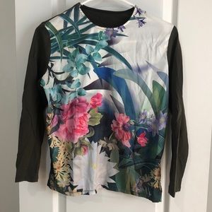 Floral designed t-shirt